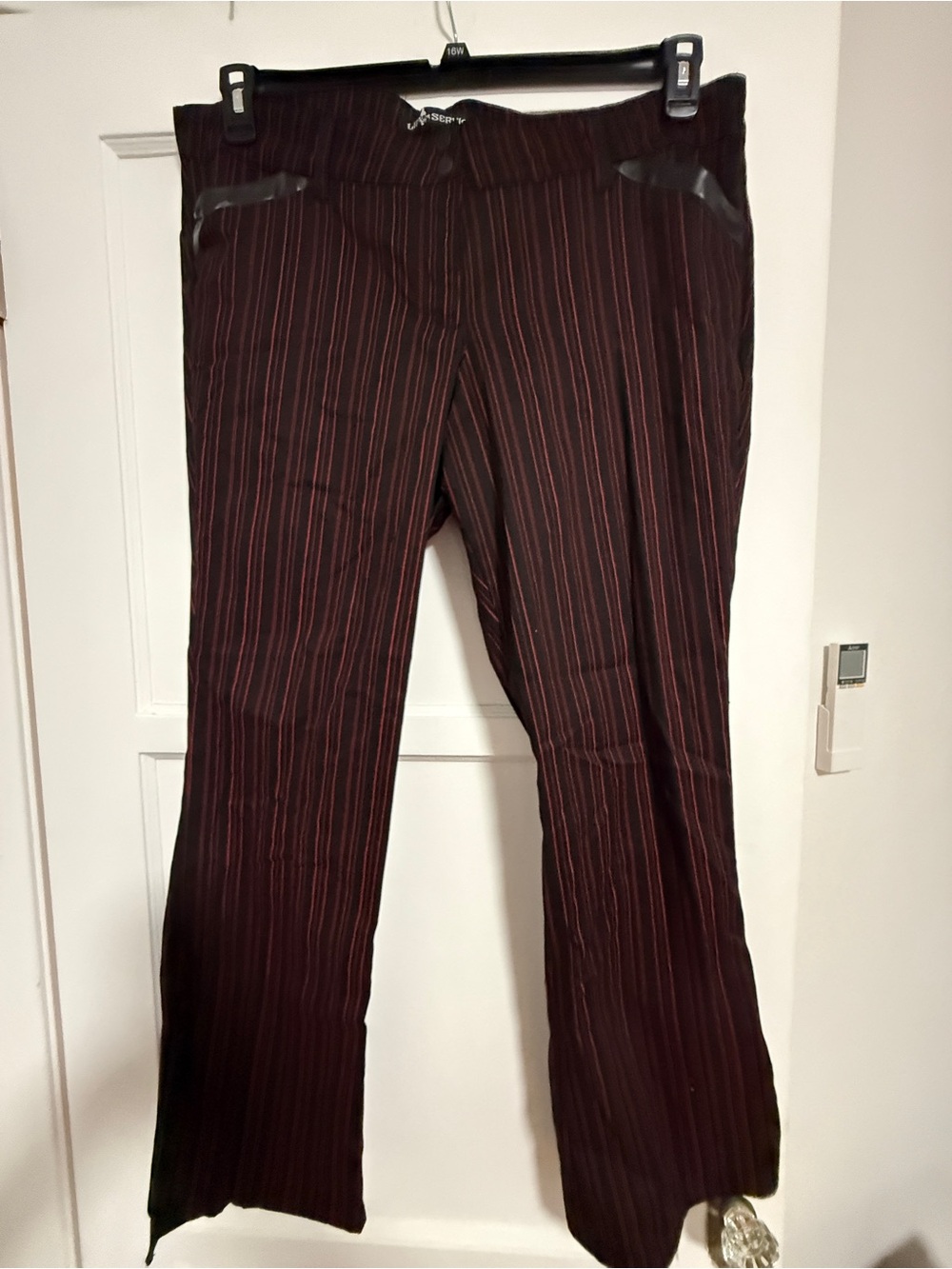 Vintage Lip Service Women's red and Black
Pinstripe Dress Pants Sz 16